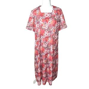Handmade VTG '60s / '70s Pastel Floral Housedress Women's Size L/XL